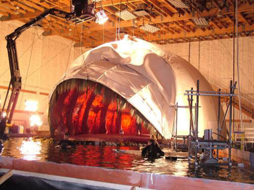 http://www.lacenterstudios.com/images/photos/sound_stage_pic3.jpg