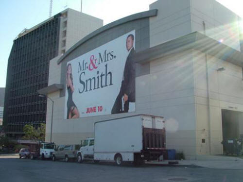 http://www.lacenterstudios.com/images/photos/sound_stage_pic8.jpg